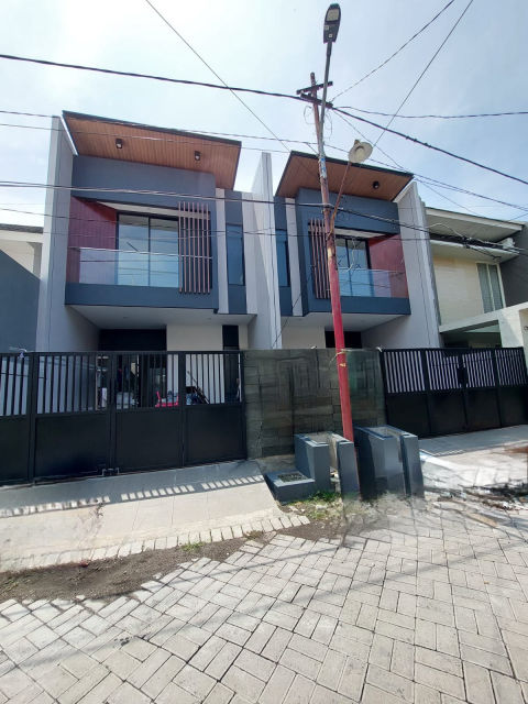 Dijual Rumah Mulyosari Utara Baru Gress
